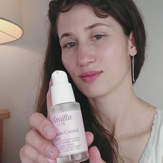 Facial serum for dark spots, pigmentation, and smoother-looking skin