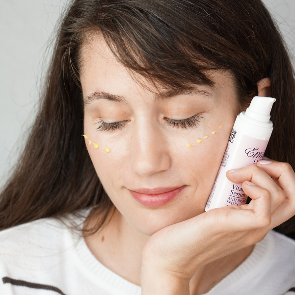 Vitamin C serum to help improve hyperpigmentation and uneven skin tone
